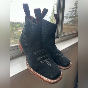 QUINCY BOOTS- short square toe cowgirl boots